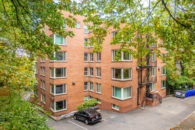 Cardinell View in Portland, OR - Building Photo - Building Photo