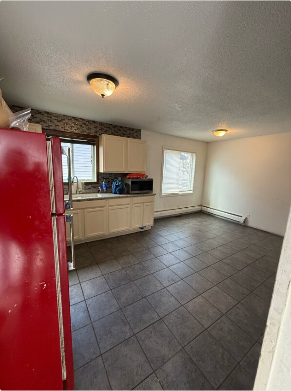 715 Dewey Ave N in Thief River Falls, MN - Building Photo - Building Photo