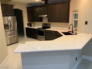2324 SW 22nd St in Cape Coral, FL - Building Photo - Building Photo
