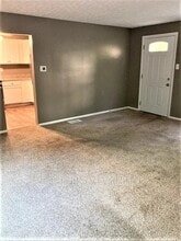 523 Josephine St in East Mckeesport, PA - Foto de edificio - Building Photo