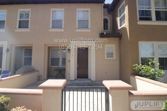 property at 7850 Via Belfiore