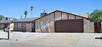 7230 N Ulene Pl in Tucson, AZ - Building Photo