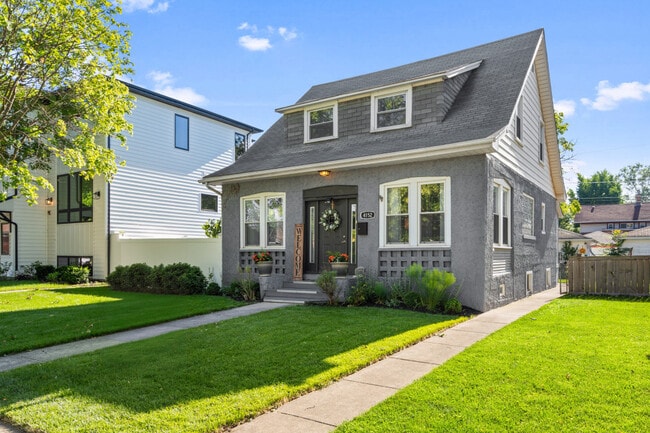 4152 Deyo Ave in Brookfield, IL - Building Photo - Building Photo