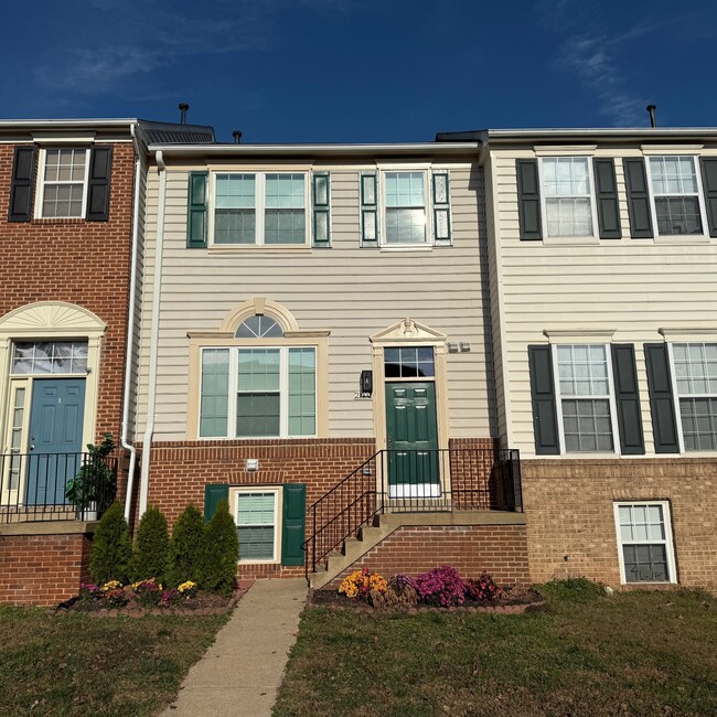 21102 Mossy Glen Terrace in Ashburn, VA - Foto de edificio - Building Photo