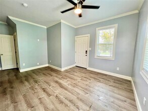 2509 Avenue K-Unit -2 in Galveston, TX - Building Photo - Building Photo