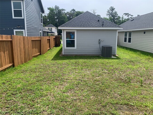 16520 yasmine Marie in Conroe, TX - Building Photo - Building Photo