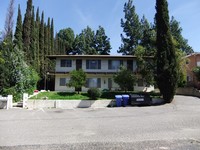 143 Lillian Way in Fallbrook, CA - Foto de edificio - Building Photo