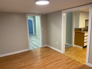 77 Railroad St in Johnson, VT - Building Photo - Building Photo