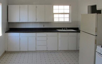 1808-1822 South Ave in Sacramento, CA - Building Photo