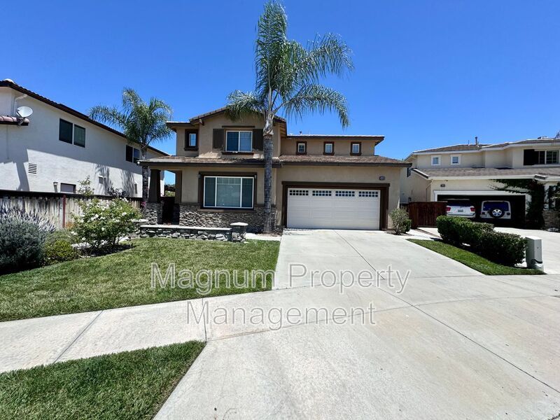38090 Sherwood St in Murrieta, CA - Building Photo