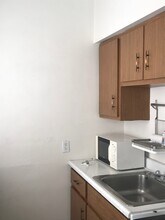 604 Washington Ave, Unit 1 in Bridgeville, PA - Foto de edificio - Building Photo