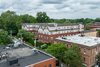 Weinberg Terrace in Pittsburgh, PA - Building Photo - Building Photo