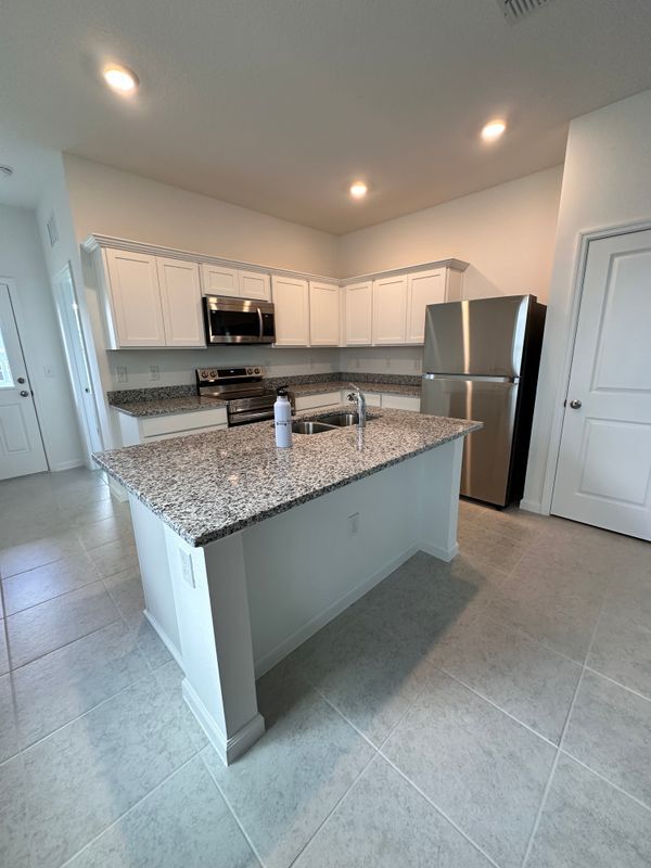 2912 Poppy Ave in Haines City, FL - Building Photo - Building Photo