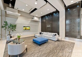 210 N Church St in Charlotte, NC - Building Photo - Building Photo