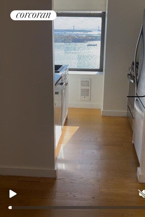 1 West St in New York, NY - Building Photo