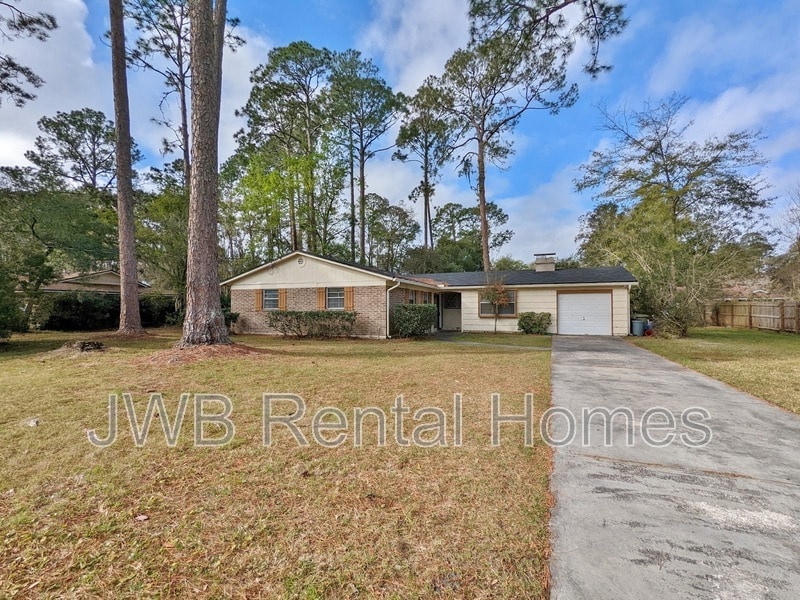 11800 Mandarin Forest Dr in Jacksonville, FL - Building Photo