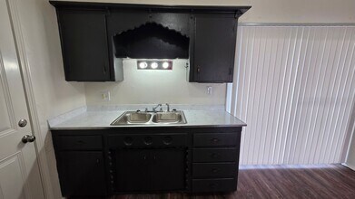 4309 Woodedge Dr in Del City, OK - Building Photo - Building Photo