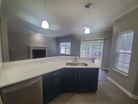 Villas of Loiret Townhomes in Lenexa, KS - Building Photo - Building Photo