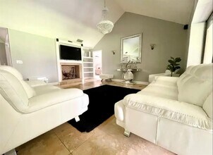 1102 Sugartree Dr S in Lakeland, FL - Building Photo - Building Photo