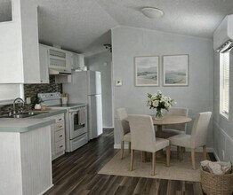 21320 Lake Bambi Cir in Land O Lakes, FL - Building Photo - Building Photo