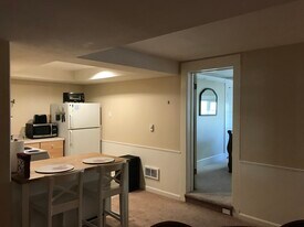 611 N G St, Unit Unit B in Tacoma, WA - Building Photo