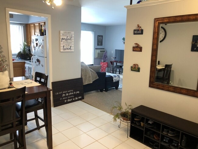 property at 304 N Carter St