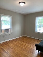 633 W 44th St in Indianapolis, IN - Building Photo - Building Photo