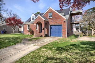 804 City Park Ave in Portsmouth, VA - Building Photo