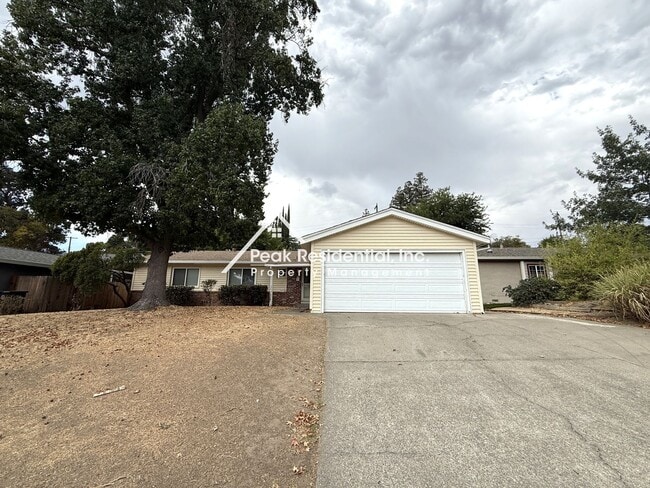7437 Westgate Dr