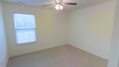 250 Julian Pond Ln in Kernersville, NC - Building Photo - Building Photo