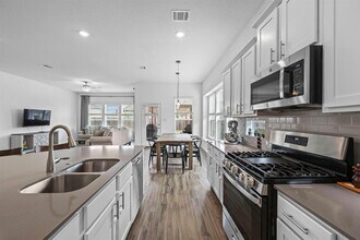 166 Coronella Dr in Liberty Hill, TX - Building Photo - Building Photo
