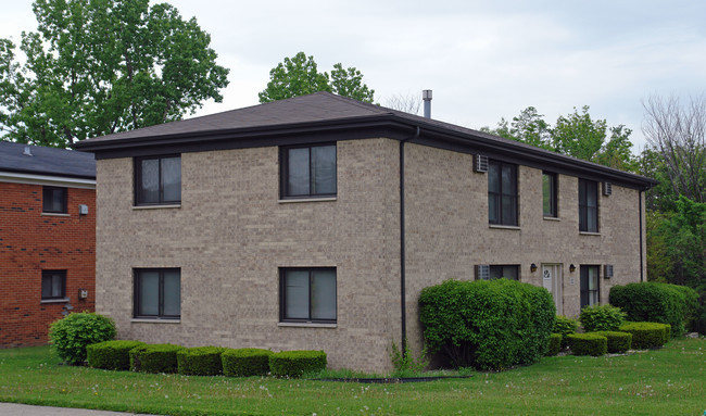 Hickory Apartments in Lemont, IL - Foto de edificio - Building Photo