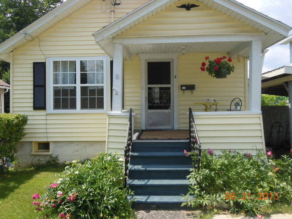 4 Shaffer Ave in Oneonta, NY - Building Photo