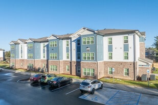 Peaks at Lexington in Lexington, SC - Building Photo
