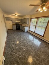 13825 S Stewart Ave, Unit 3 in Riverdale, IL - Foto de edificio - Building Photo