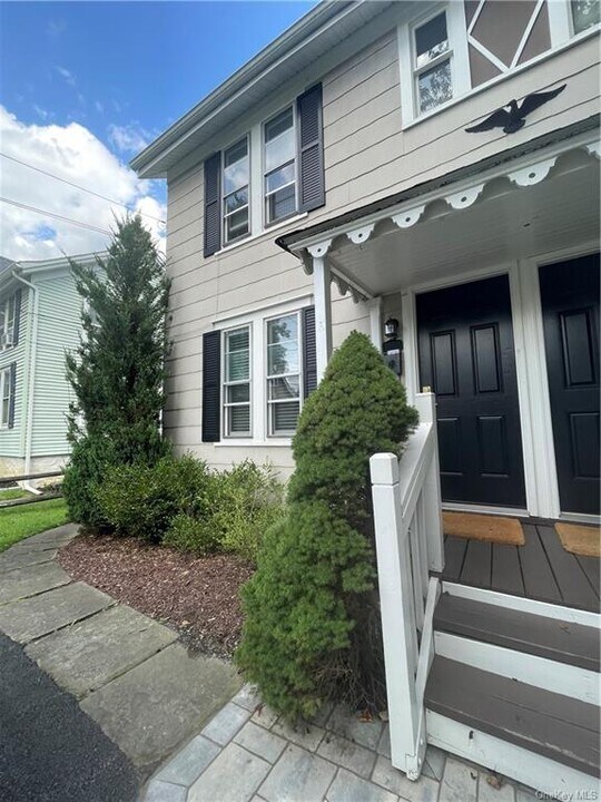 13 Cherry Ave in Cornwall On Hudson, NY - Building Photo