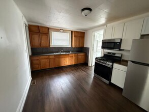 1636 S B St in Elwood, IN - Building Photo - Building Photo