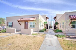 2245 N Dayton St in Phoenix, AZ - Building Photo