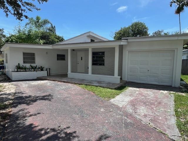 5770 SW 60th St in Miami, FL - Building Photo