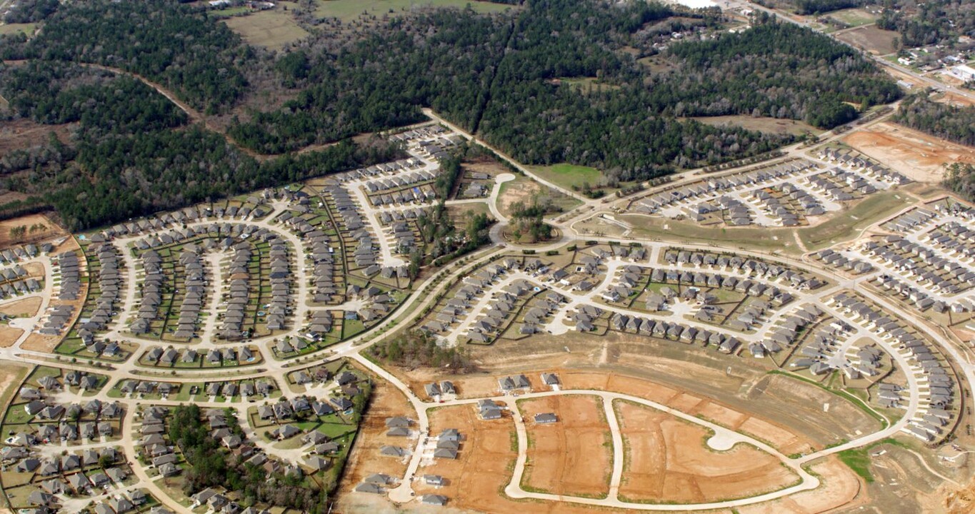 Magnolia Ridge in Magnolia, TX - Building Photo