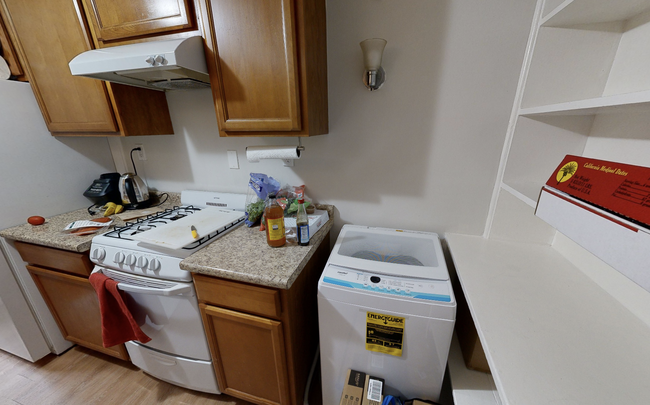 40 Gibson St, Unit 5C in Cambridge, MA - Building Photo - Building Photo