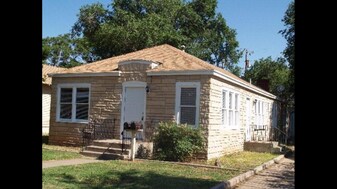 2308 14th St in Lubbock, TX - Building Photo