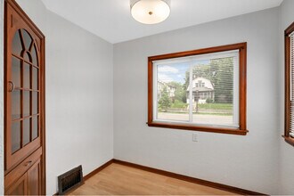 1234 Watson Ave in St. Paul, MN - Building Photo - Building Photo
