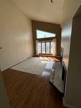 1911 Congress Cir, Unit C in Anchorage, AK - Building Photo - Building Photo