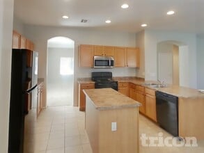 10668 E Lupine Ln in Florence, AZ - Foto de edificio - Building Photo