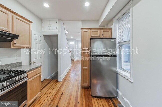 2509 E Oakdale St in Philadelphia, PA - Foto de edificio - Building Photo