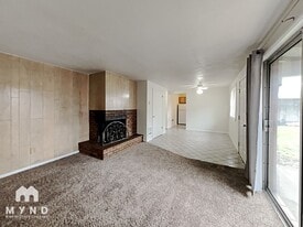 705 NE 108th Ave in Vancouver, WA - Building Photo