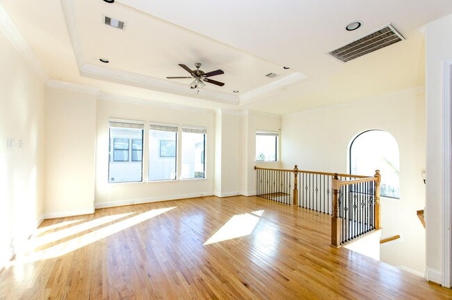 308 Grove St in Houston, TX - Foto de edificio - Building Photo