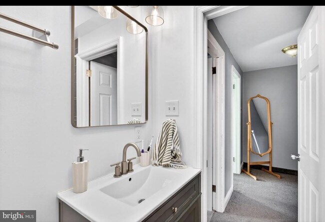 304 Pine St in Glenolden, PA - Building Photo - Building Photo