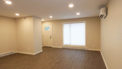 206 Yale Ave E in Winnipeg, MB - Building Photo - Building Photo